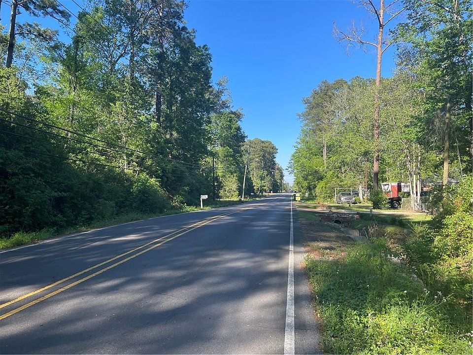 2nd image of Helenbirg Rd