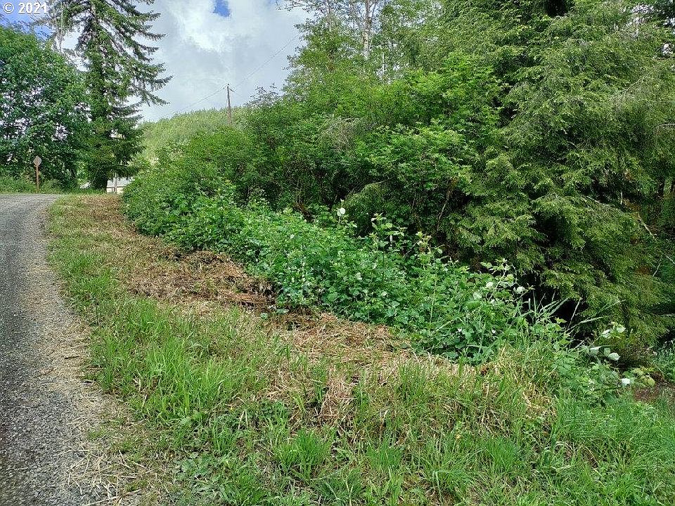 1st image of N Deer Dr