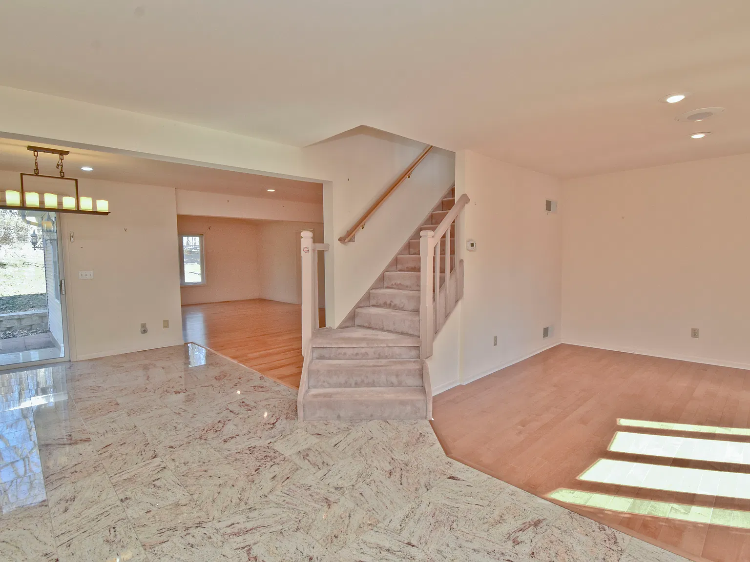 4 bed, 2626 sqft, $2,895 — Photo 4
