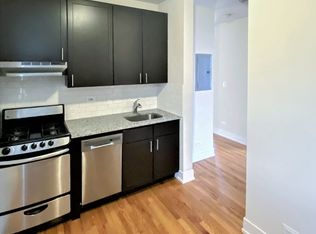 611 W Melrose St #3, Chicago, IL 60657
