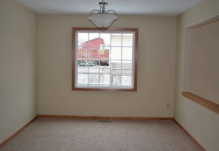 17150 Foliage Ave — Photo 6