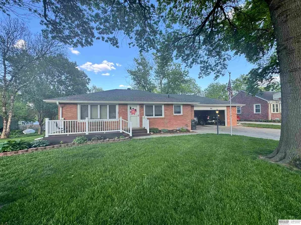 2720 S 35th St, Lincoln, NE 68506