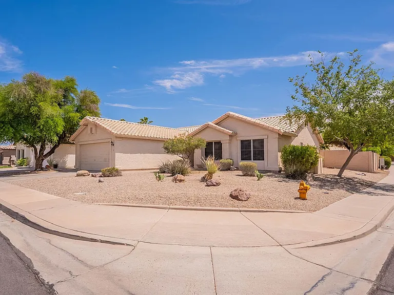 5463 W Geronimo St — Photo 2