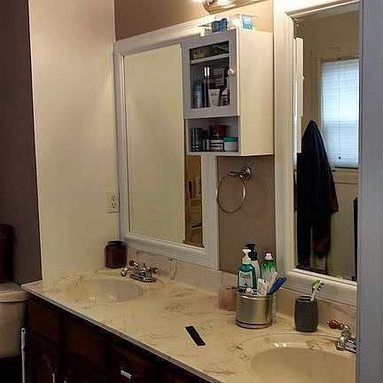 Master bathroom 