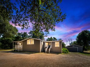 12537 Charron Ln, Redding, CA 96003