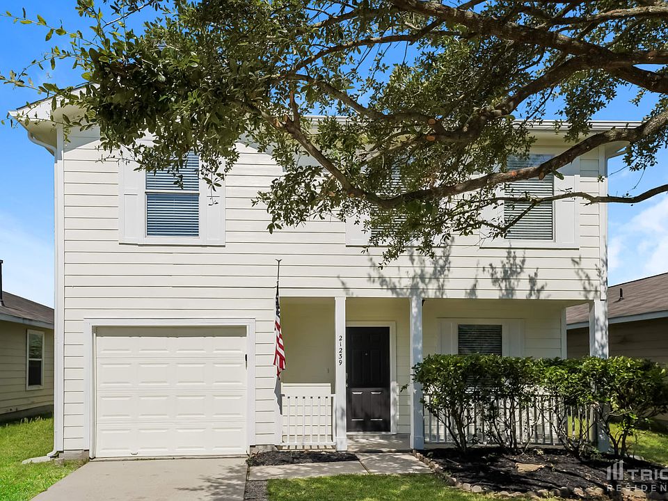 1st image of 21239 Grand Linden Ct