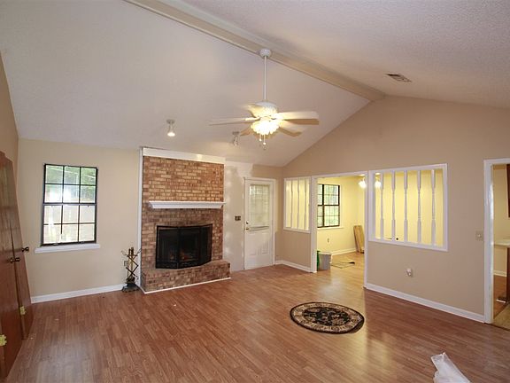 2nd image of 119 Buckskin Dr