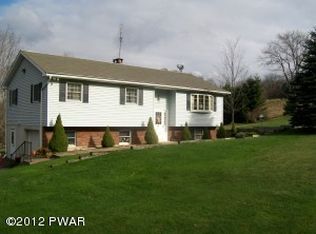 92 Dyberry Dr, Lyndon, PA 18431