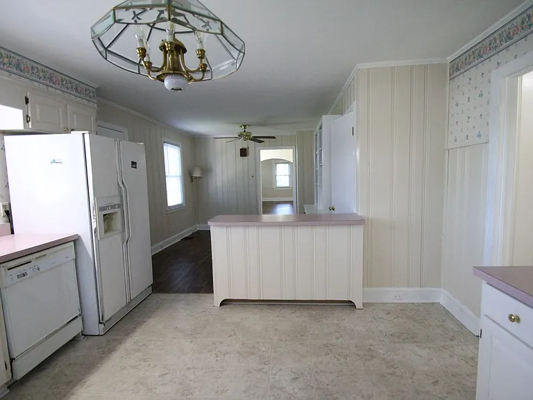 1004 Anderson Rd S — Photo 21