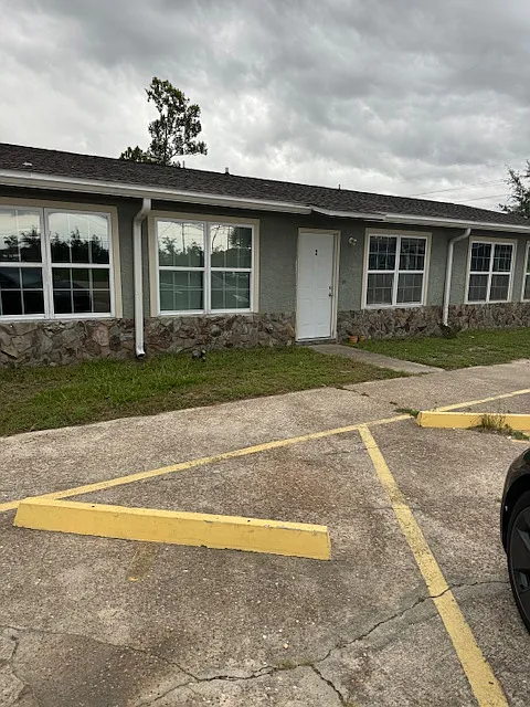 1 bed, $1,100 — Photo 1