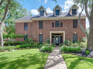 1803 Sugar Crossing Dr, Sugar Land, TX 77478