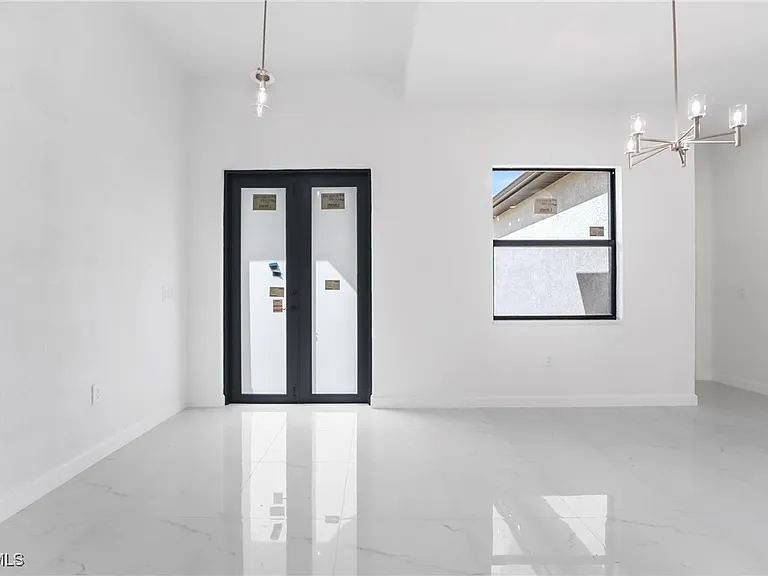 2602 73rd St W — Photo 12