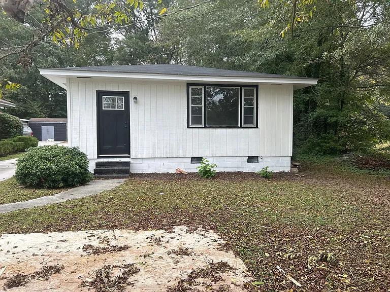 610 Hunter St — Photo 1