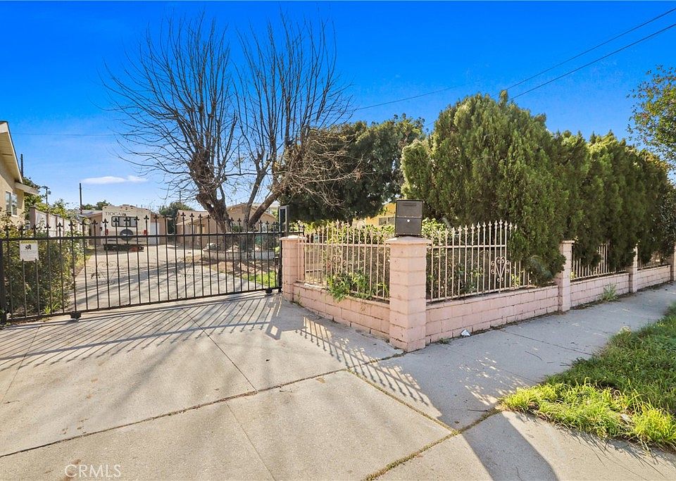 1st image of 3506 Puente Ave