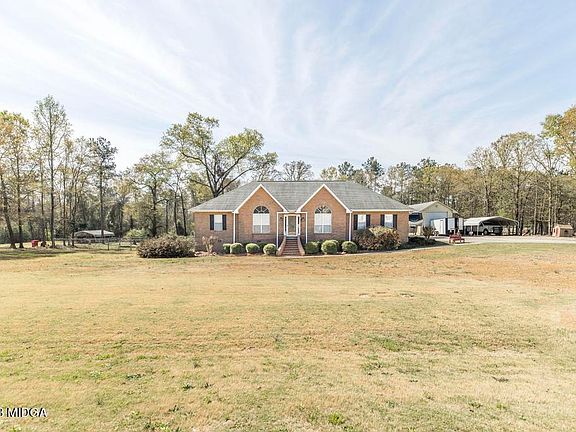 2nd image of 6708 Chriswood Dr