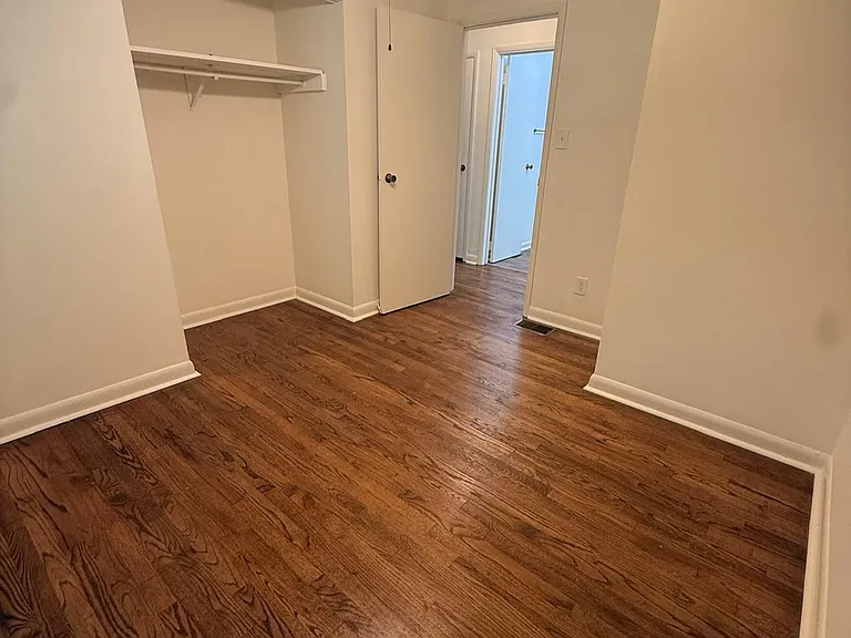 6646 Wolf River Ct — Photo 12