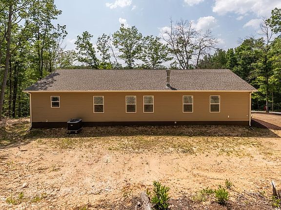 3rd image of 41 Scenic Hills Dr