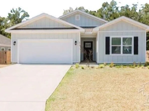 874 Windhill Dr, Cantonment, FL 32533