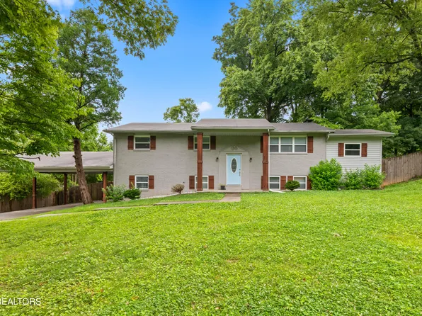 216 Peterson Rd, Knoxville, TN 37934