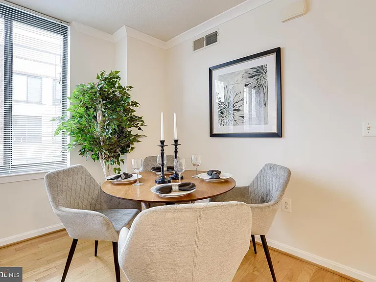 2220 Fairfax Dr #803 — Photo 48