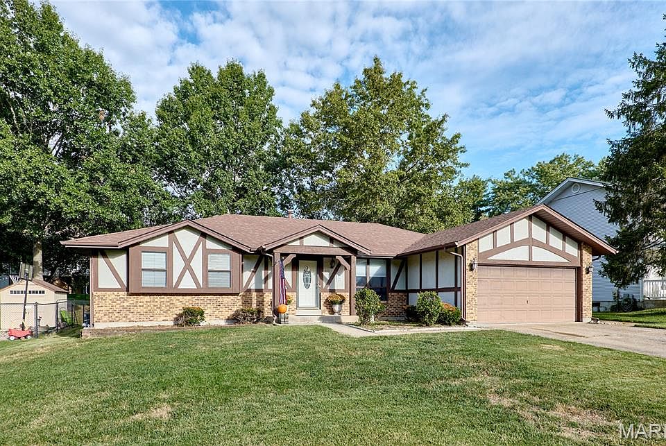 1st image of 885 San Sebastian Dr