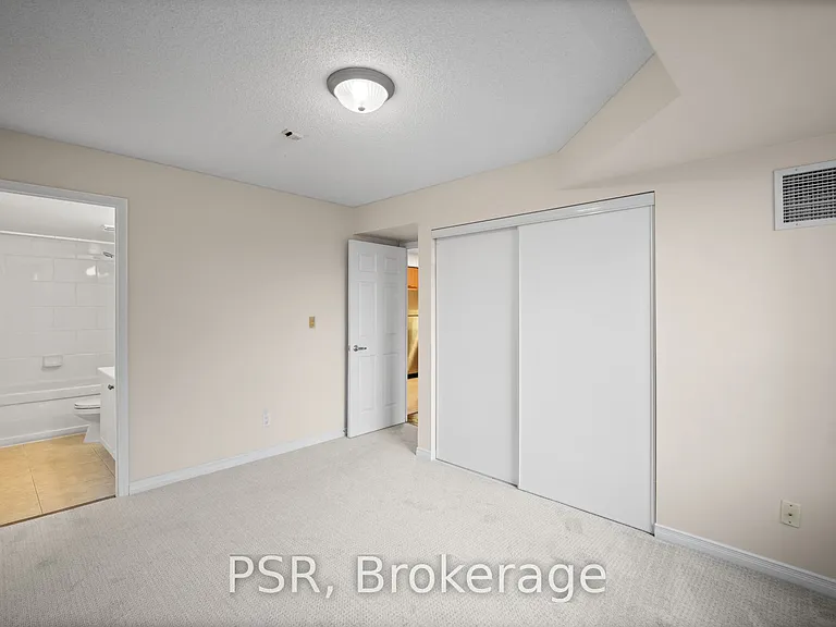 515 Rosewell Ave #110 — Photo 5