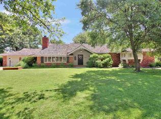 542 N Tallyrand St, Wichita, KS 67206