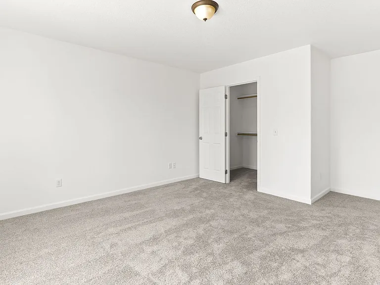3745-3749 SE 127th Pl — Photo 30