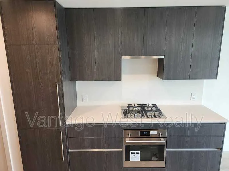 1 bed, 1.0 bath, $2,150 — Photo 4