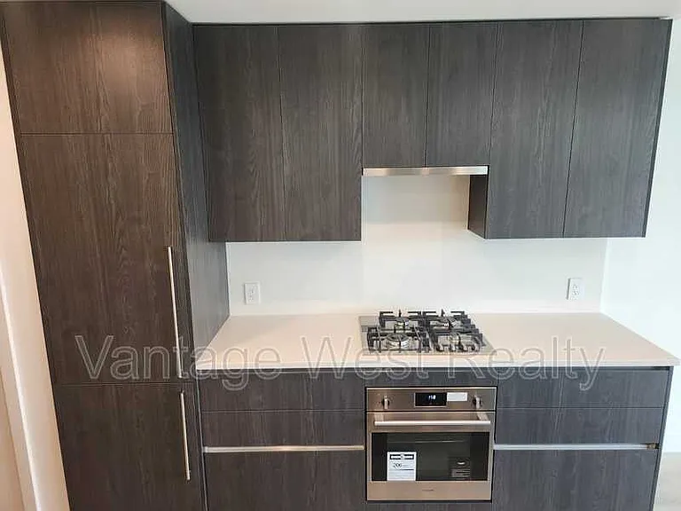 1626 Water St #1105 — Photo 4