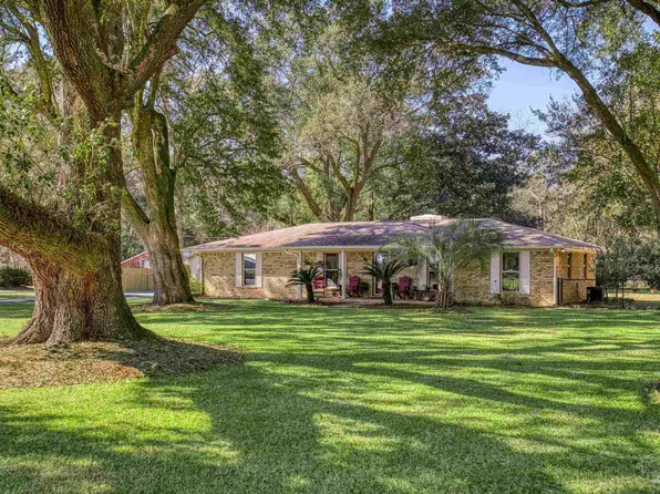 4975 Jack Cobb Ln, Pace, FL 32571