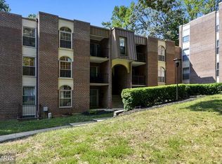 3318 Woodburn Village Dr APT 12, Annandale, VA 22003