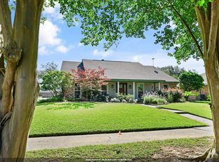 9979 Hackberry Dr, Baton Rouge, LA 70809