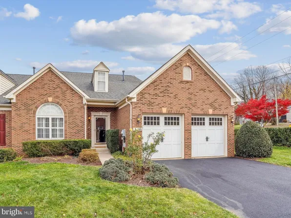 256 Garnet Ct, Warrenton, VA 20186