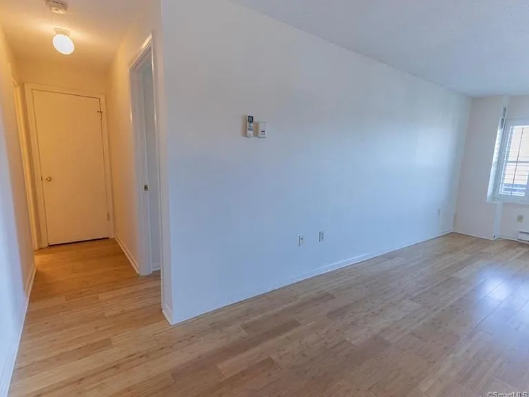 90 Kane St #B11 — Photo 5
