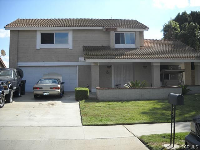 1st image of 215 W Blue Jay Way