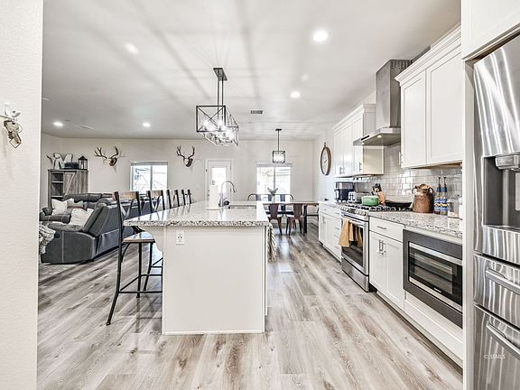 4th image of 1106 Marbella Dr