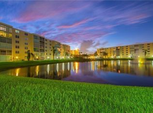 401 SE 3rd St APT 308, Dania, FL 33004