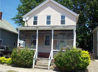 103 Newton St, Pawtucket, RI 02860