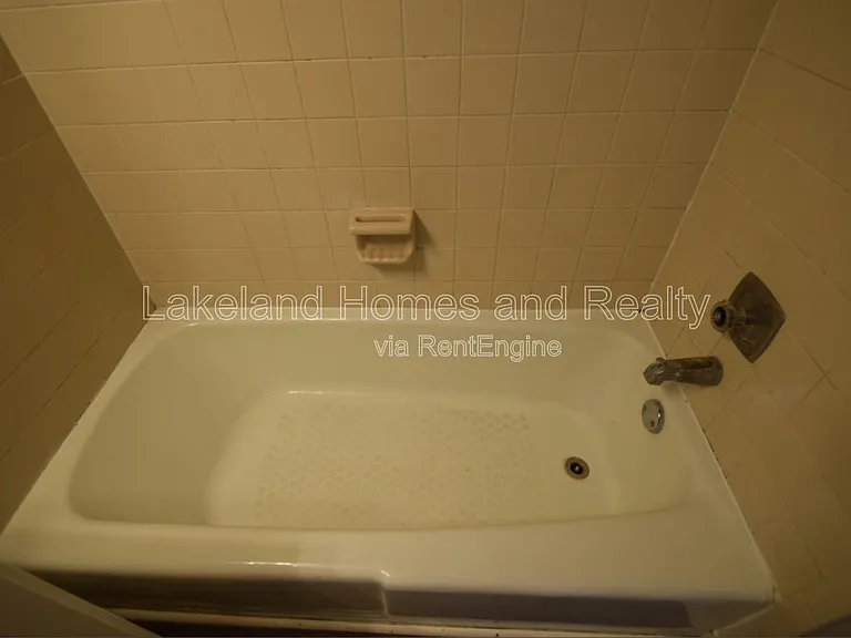 1005 S New York Ave #6 — Photo 10