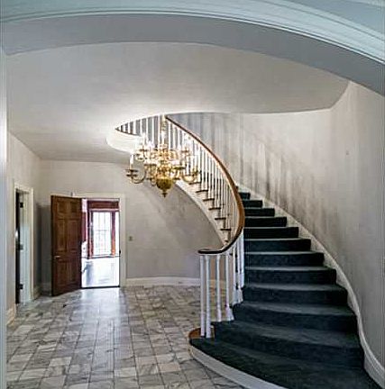 3rd image of 401 Drexel Dr