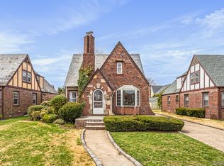112 New Hyde Park Road, Garden City, NY 11530