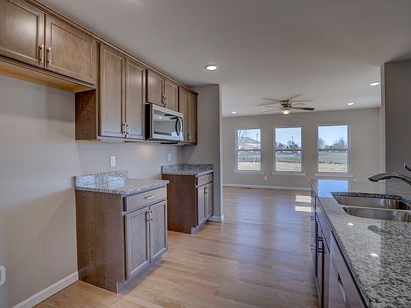 4th image of 6610 Rogers Ln