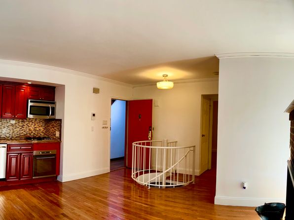 104 Hoyt St UNIT 1
