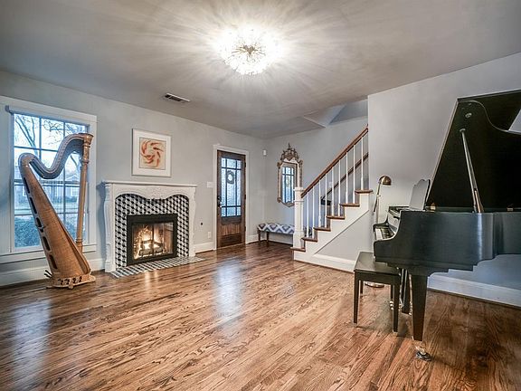 4th image of 1545 El Campo Dr