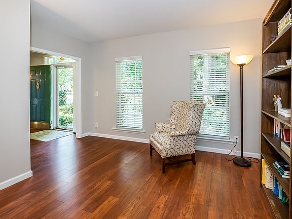 5th image of 6347 Pink Dogwood Ln