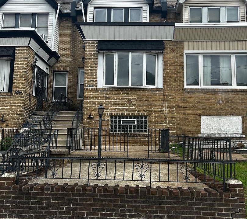 1st image of 5415 W Montgomery Ave
