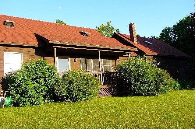 1st image of 107 W View Dr