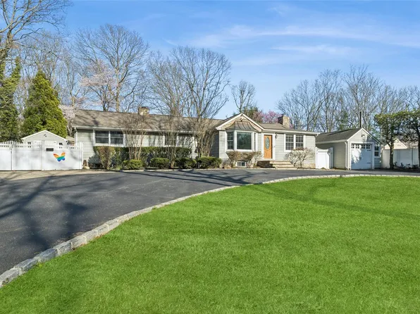 147 Calvert Avenue, Ronkonkoma, NY 11779