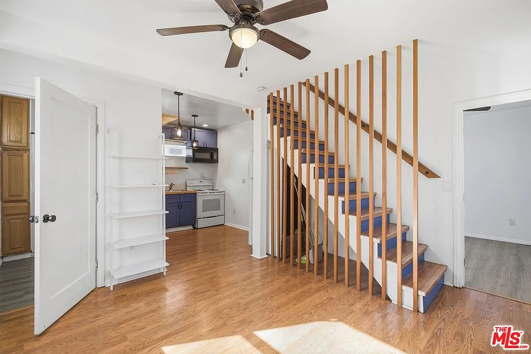 2 bed, 2.0 bath, 1000 sqft, $2,950 — Photo 1